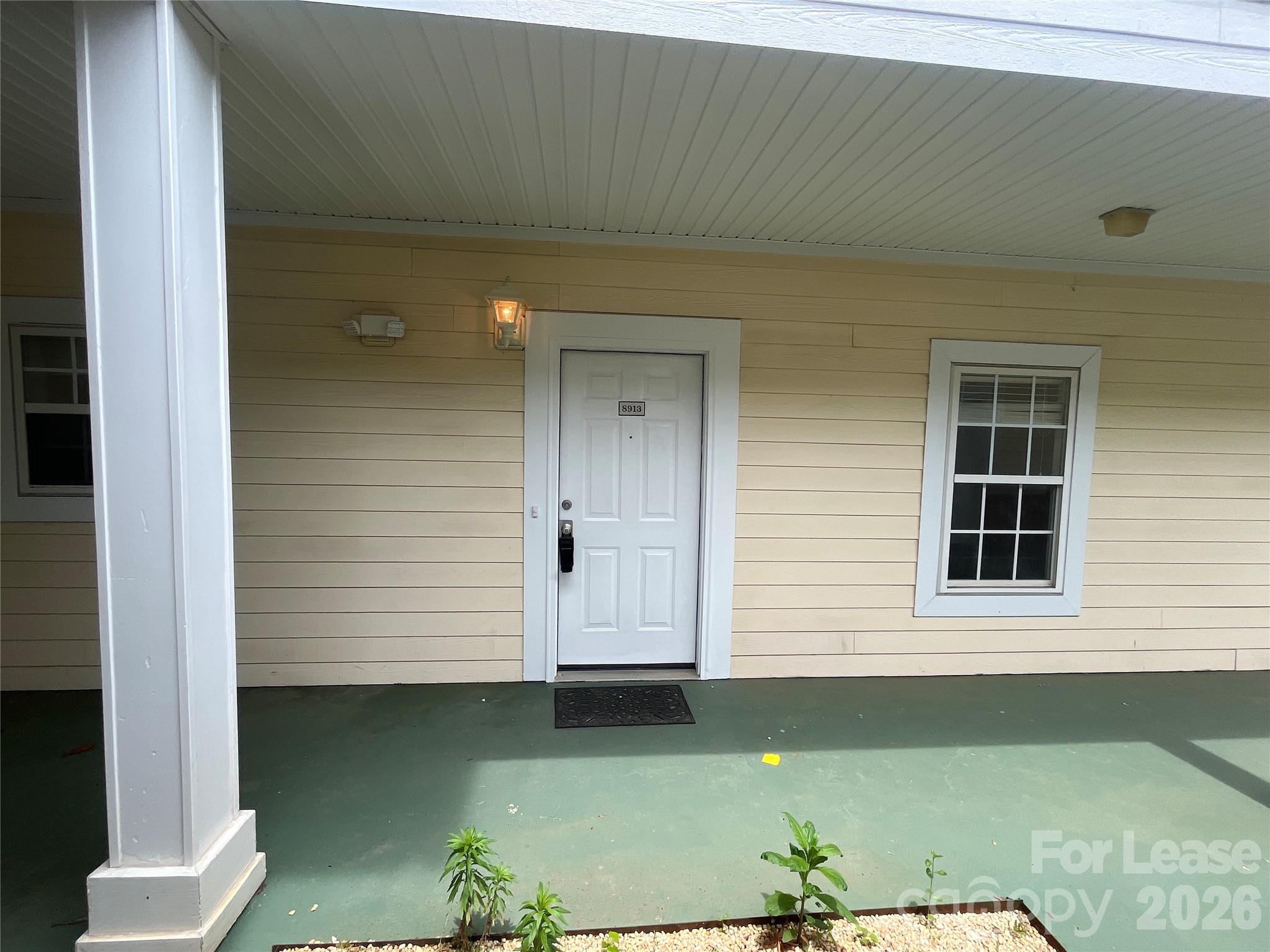 8913 Meadow Vista Road Charlotte, NC 28213 - Photo 2 of 17 a front view of a house