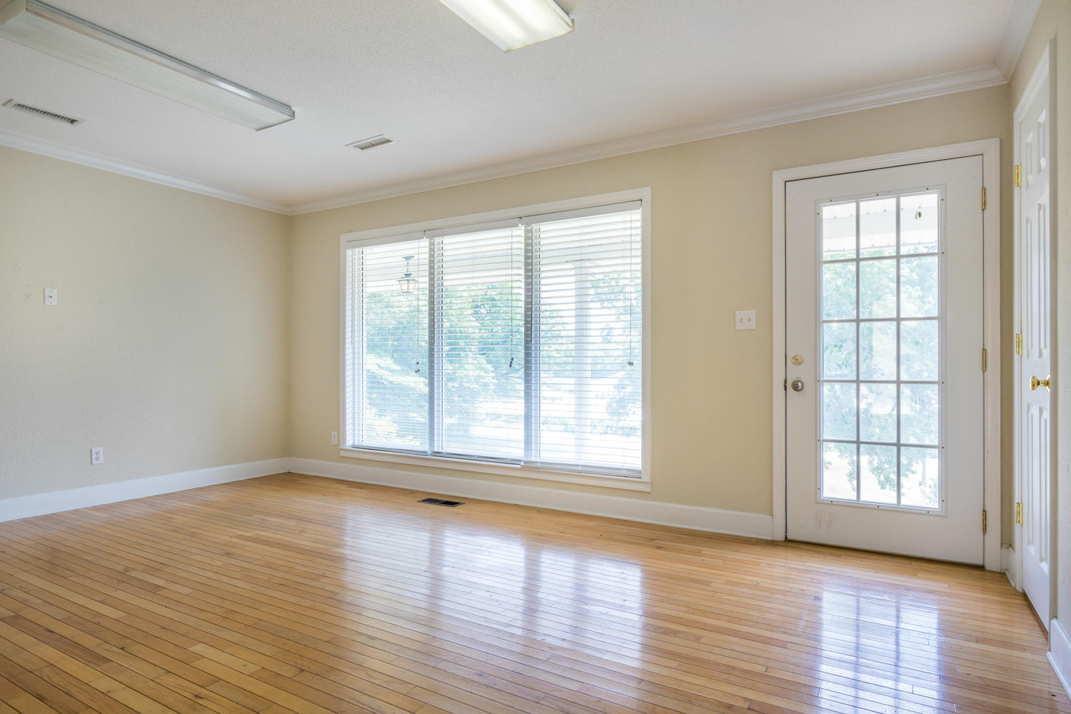 3951 Cromwell Road Chattanooga, TN 37421 - Photo 3 of 21 3951 Cromwell Road