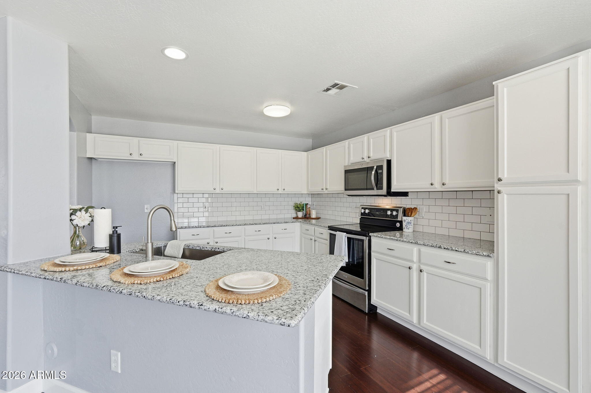 1707 West Harding Avenue Coolidge, AZ 85128 - Photo 12 of 45 Kitchen