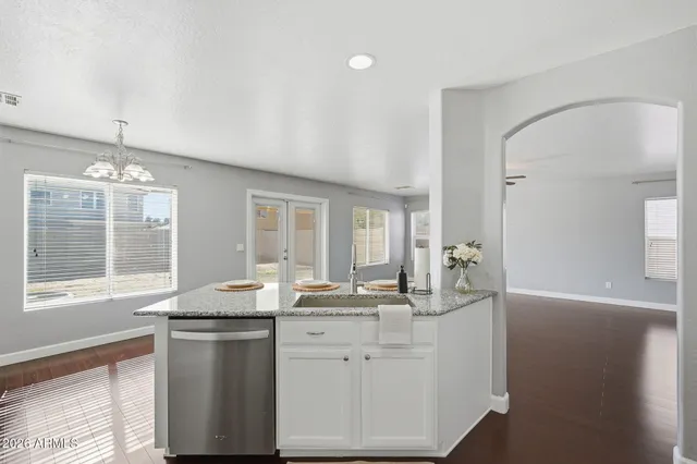 $315,000 | 1707 West Harding Avenue, Coolidge, AZ 85128