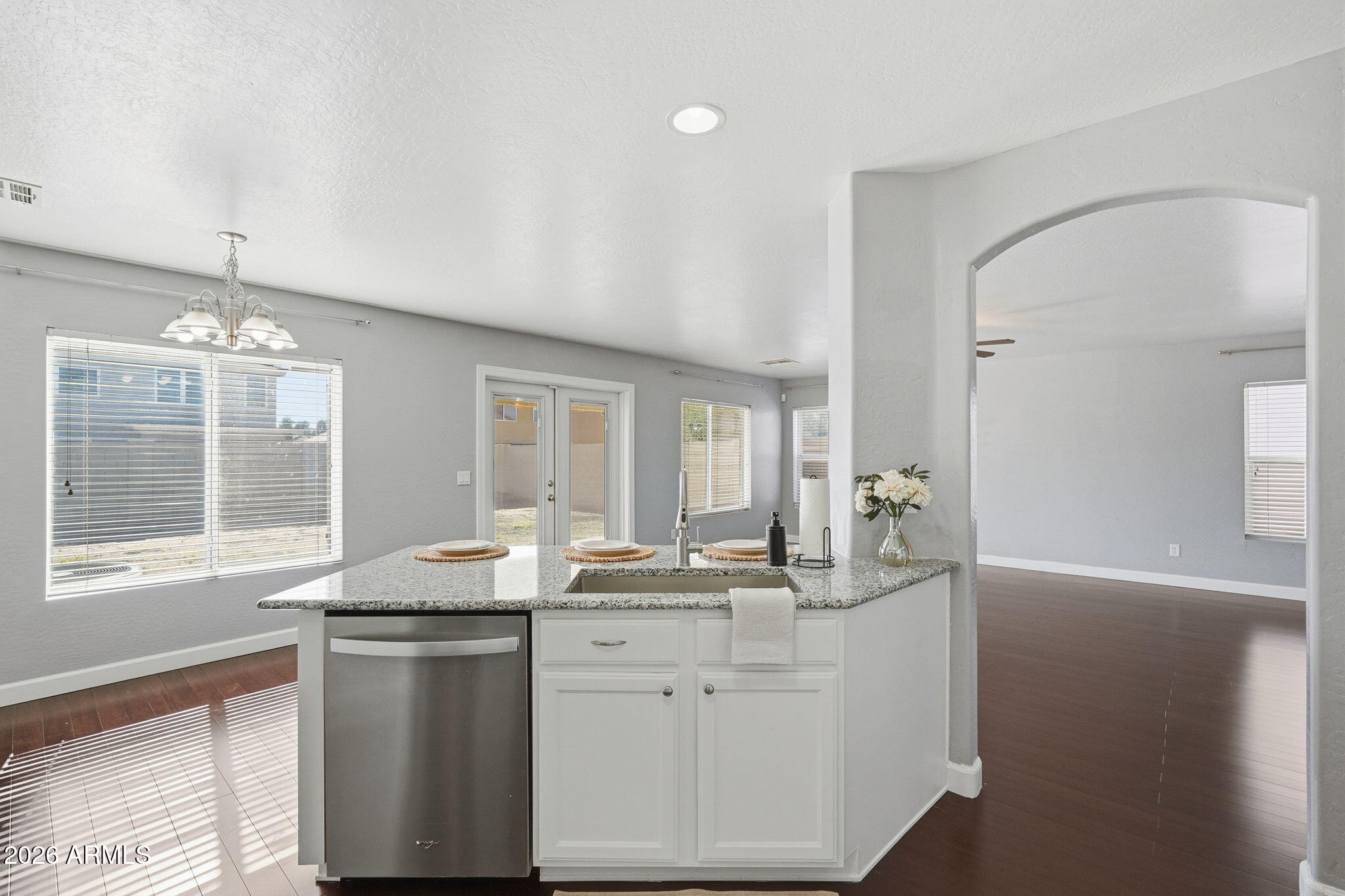 1707 West Harding Avenue Coolidge, AZ 85128 - Photo 16 of 45 Kitchen