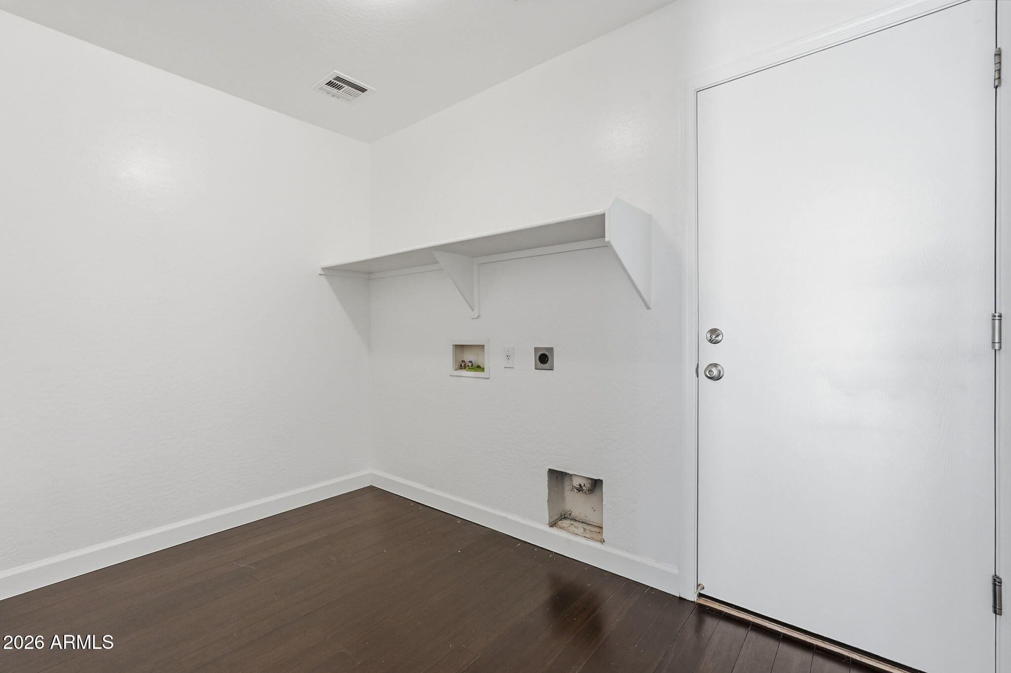 1707 West Harding Avenue Coolidge, AZ 85128 - Photo 35 of 45 Downstairs Laundry Room