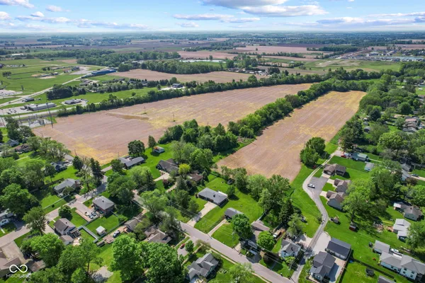 $1,499,999 | 460 East Madison Avenue, Pendleton, IN 46064