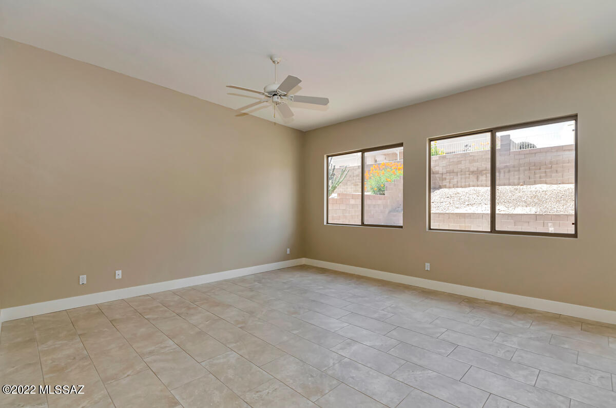 456 West Windowmaker Road Tucson, AZ 85737 - Photo 4 of 21