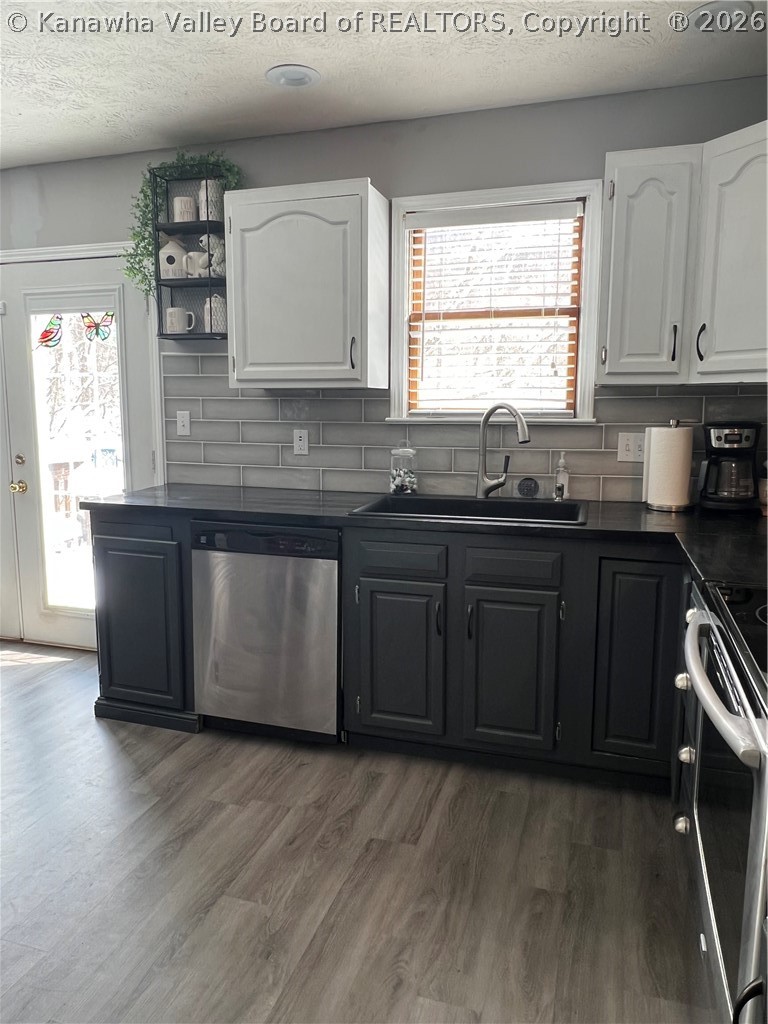 5244 Old Logan Road Logan, WV 25601 - Photo 6 of 31 Gallery Image 6