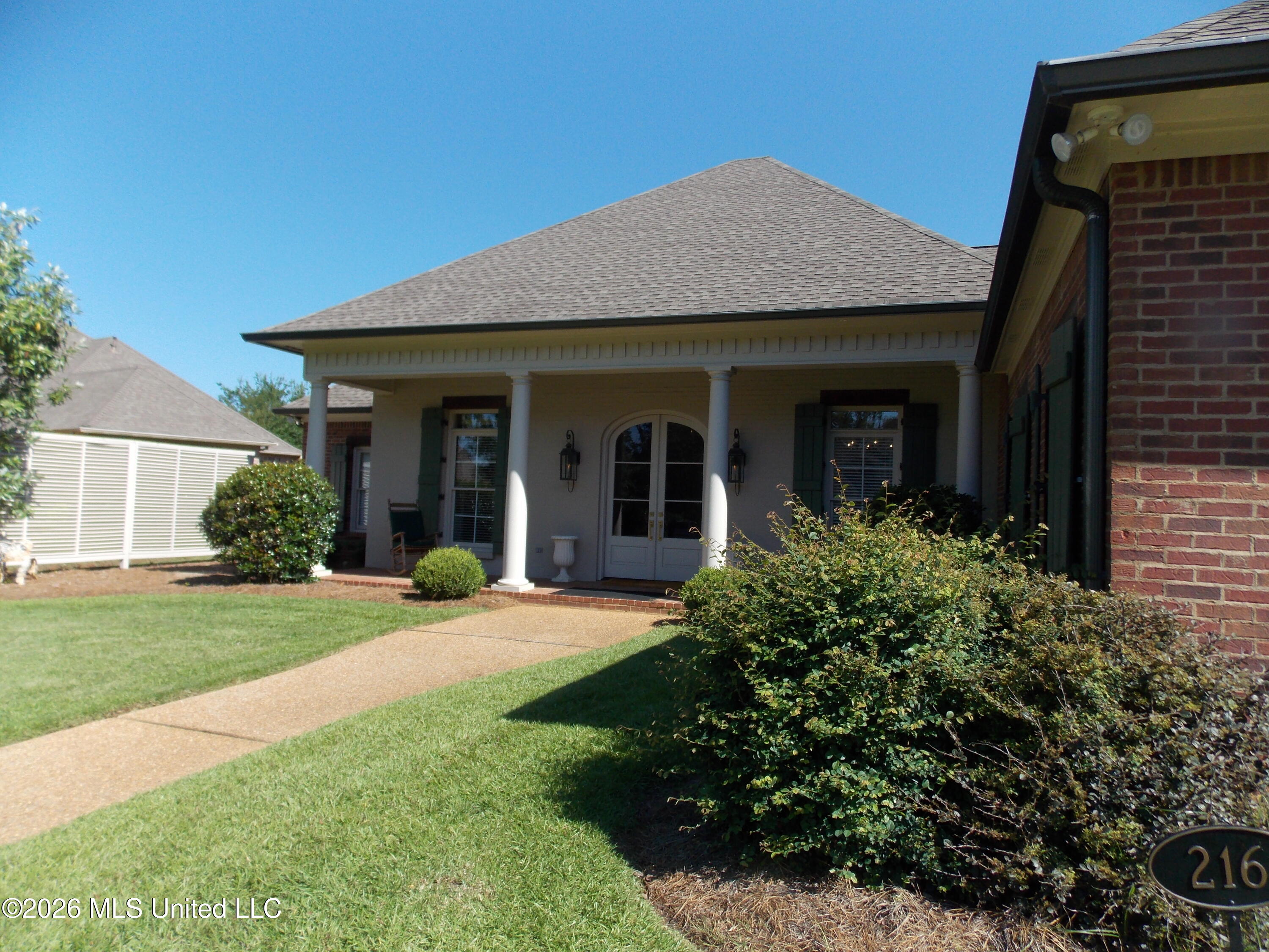 216 Oxford Place Ridgeland, MS 39157 - Photo 1 of 25 DSCN1712