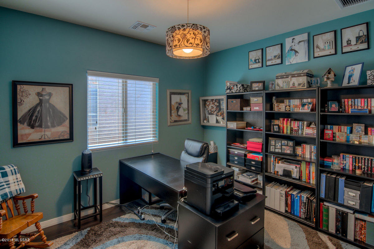 21114 East Frontier Road Red Rock, AZ 85145 - Photo 13 of 50