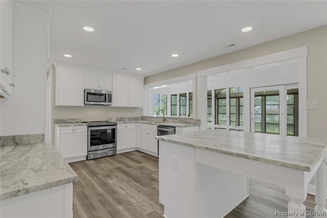 78 Summerlynn Road Deltaville, VA 23043 - Photo 15 of 44