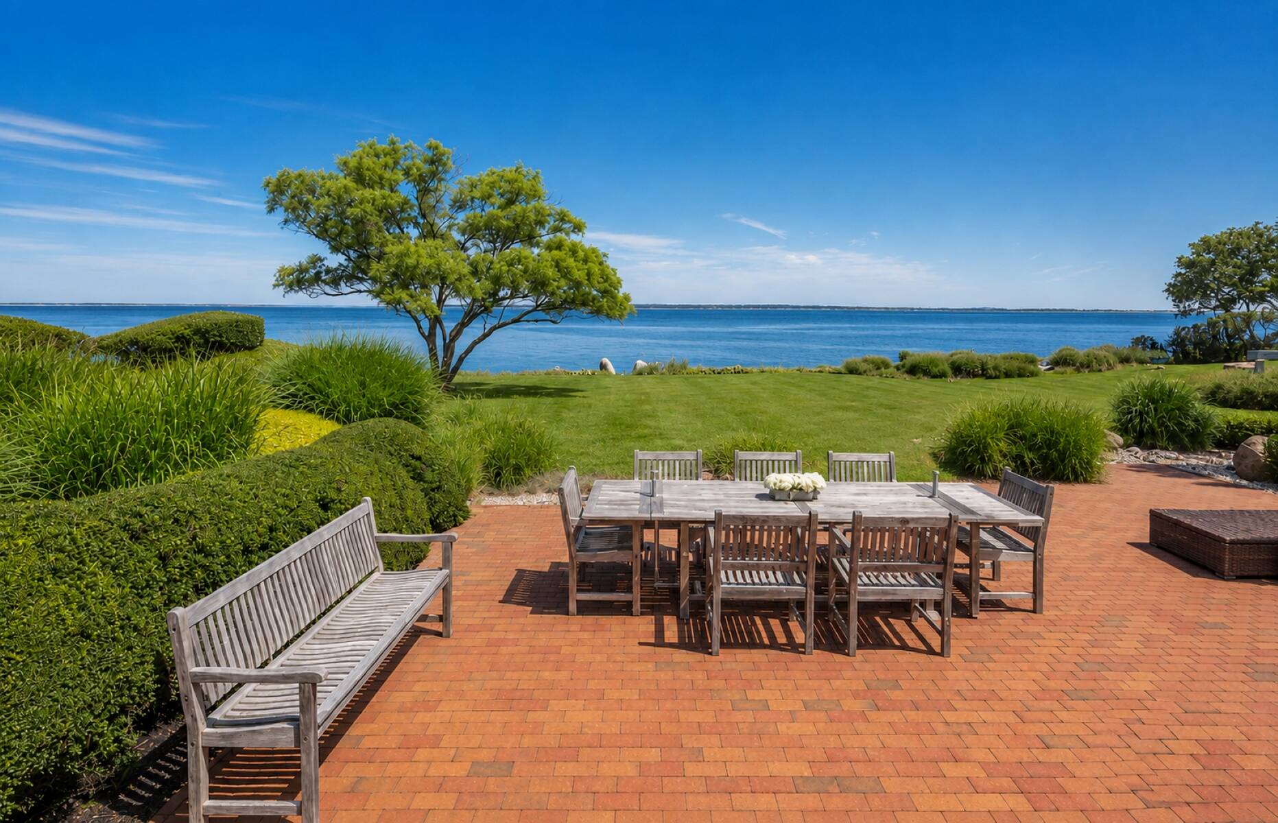 229 Kings Point Road East Hampton, NY 11937 - Photo 6 of 28 Gallery Image 6