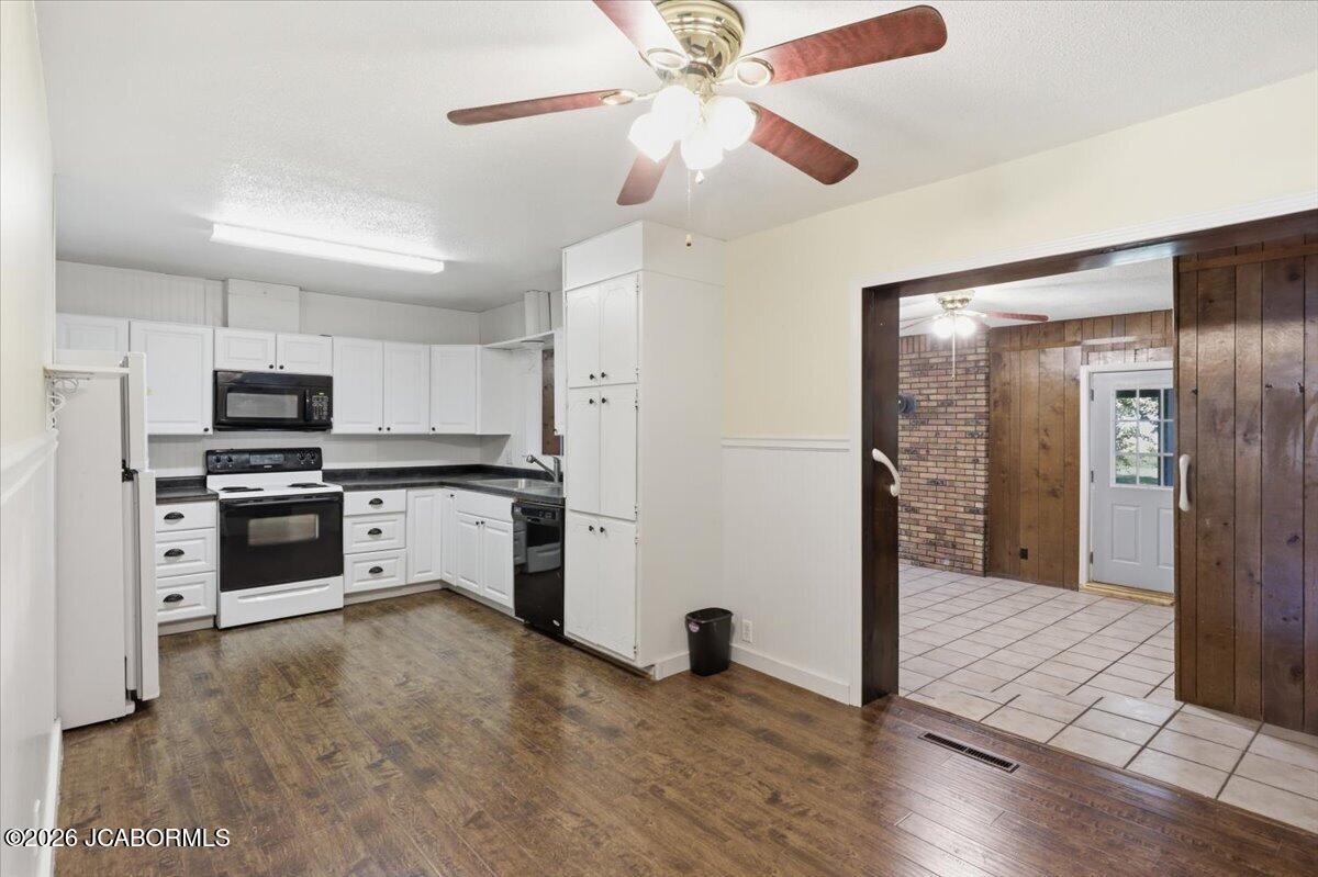 101 West Haynes Street Eldon, MO 65026 - Photo 4 of 22