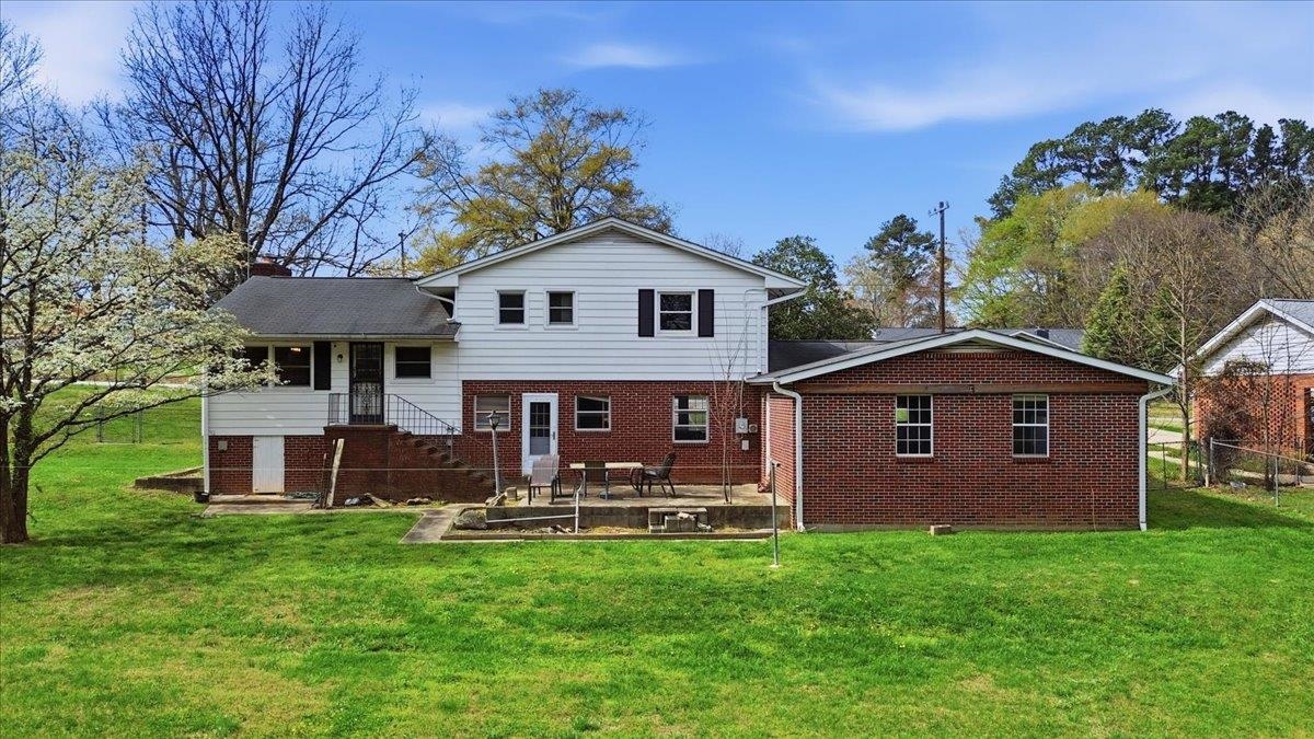 11 Spring Valley Road Greenville, SC 29615 - Photo 24 of 27 Gallery Image 24