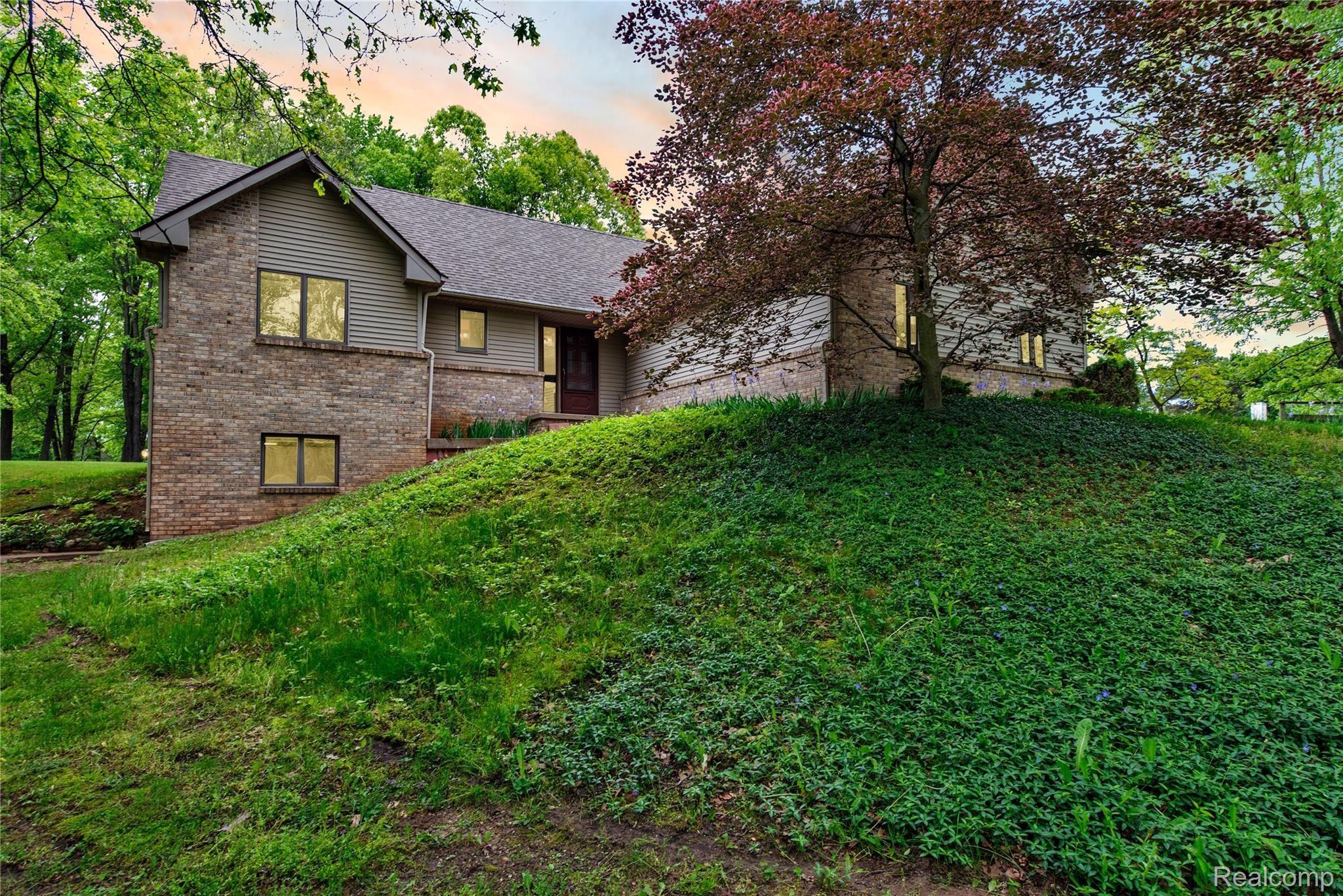 2575 Rush Lake Road Pinckney, MI 48169 - Photo 36 of 36 2575 Rush Lake - HD Drone Photography-4.JPG