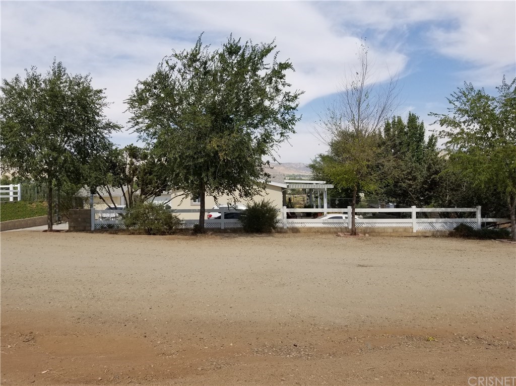 3879 Syracuse Avenue Acton, CA 93510 - Photo 38 of 59