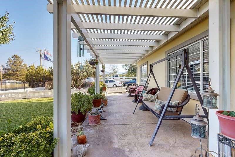 3879 Syracuse Avenue Acton, CA 93510 - Photo 5 of 59