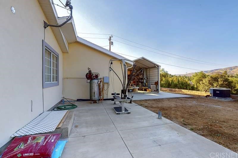3879 Syracuse Avenue Acton, CA 93510 - Photo 42 of 59