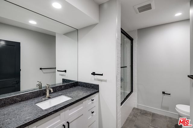 $12,500 | 4963 Clybourn Avenue, North Hollywood, CA 91601