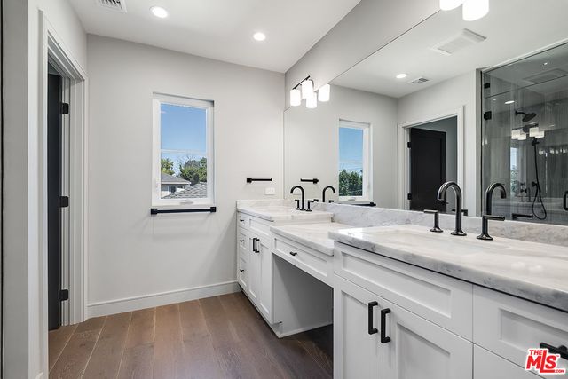 $12,500 | 4963 Clybourn Avenue, North Hollywood, CA 91601