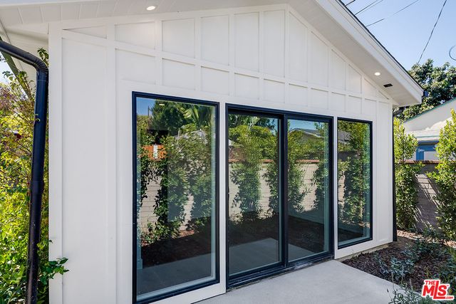 $12,500 | 4963 Clybourn Avenue, North Hollywood, CA 91601