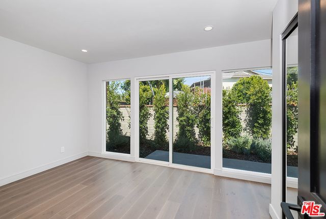 $12,500 | 4963 Clybourn Avenue, North Hollywood, CA 91601