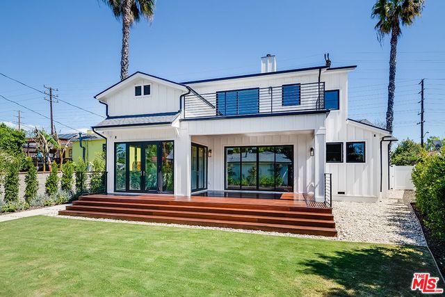 $12,500 | 4963 Clybourn Avenue, North Hollywood, CA 91601