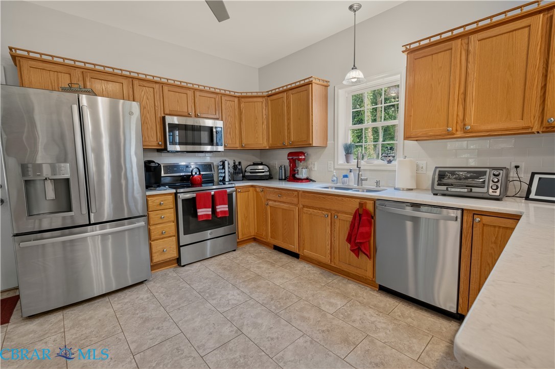 646 Twin Harbor Road Reedville, VA 22539 - Photo 9 of 78
