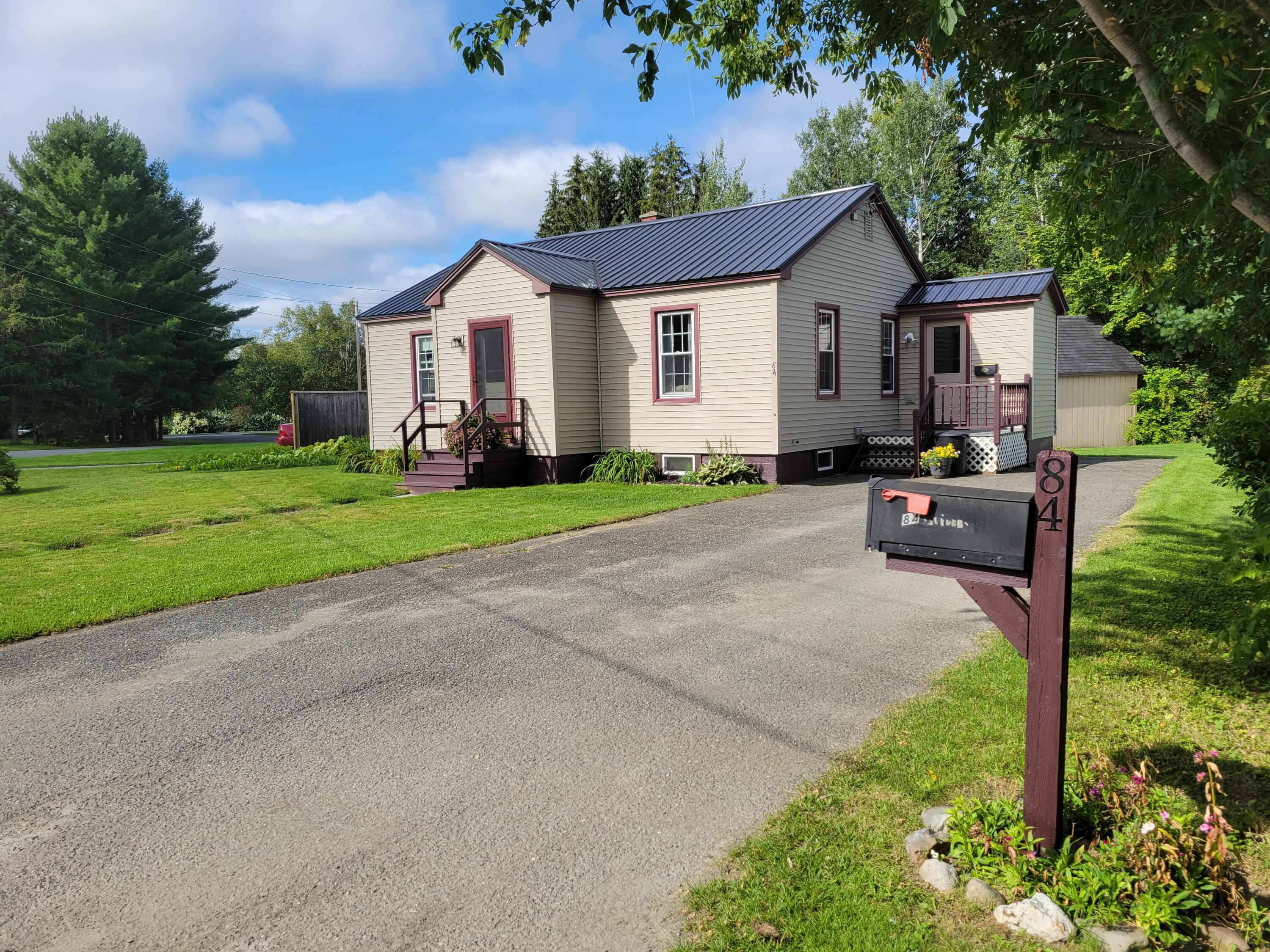 84 Russ Street Caribou, ME 04736 - Photo 1 of 23 1-20240831_095136