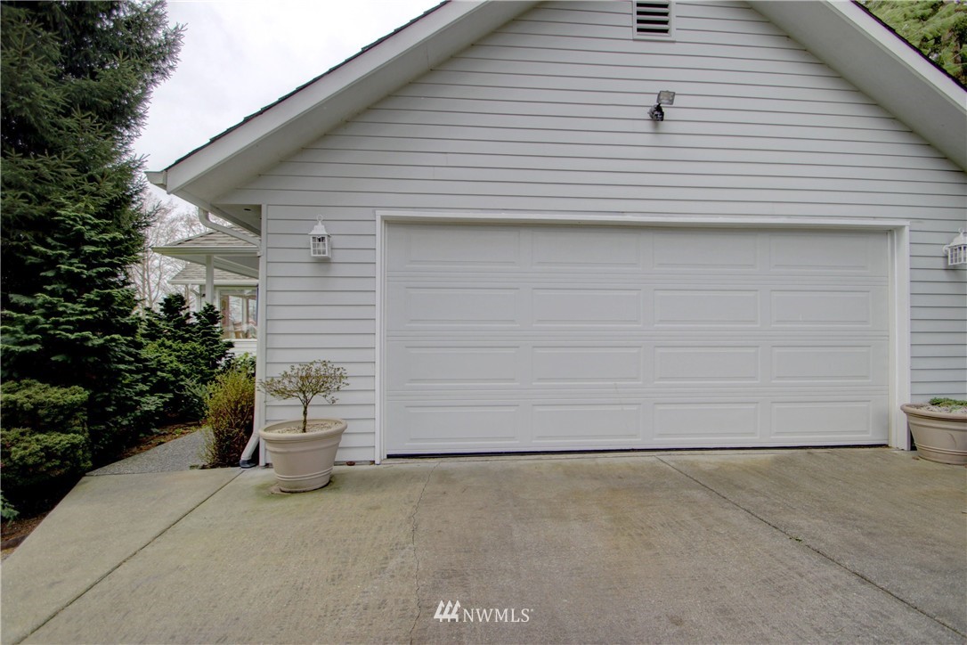 11430 Walker Road Mount Vernon, WA 98273 - Photo 14 of 25 Gallery Image 14
