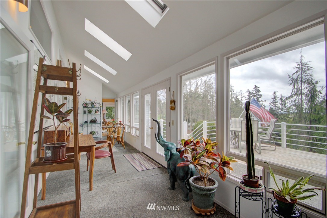11430 Walker Road Mount Vernon, WA 98273 - Photo 6 of 25 Gallery Image 6