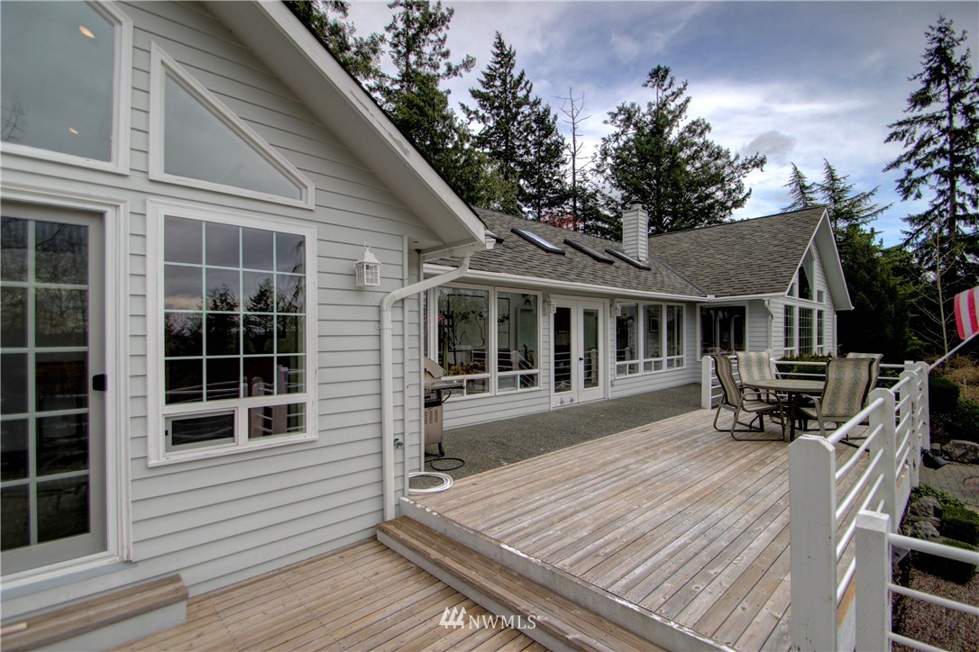 11430 Walker Road Mount Vernon, WA 98273 - Photo 8 of 25 Gallery Image 8