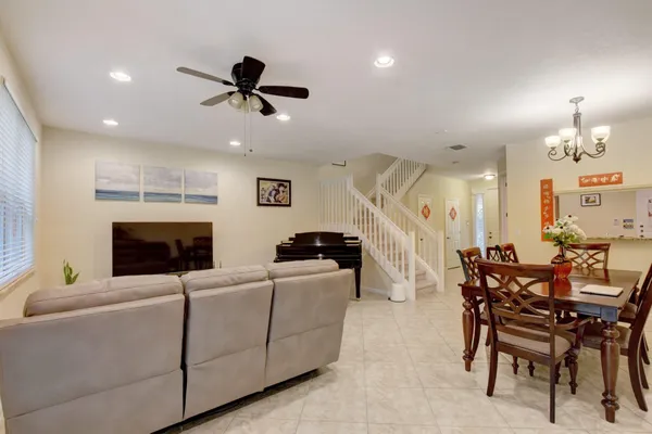 $3,350 | 16089 Poppy Seed Circle, Unit 2006, Delray Beach, FL 33484
