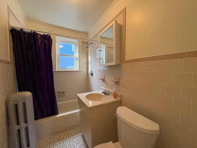 $3,200 | 155-157 Hillside Street, Unit 1, Boston, MA 02120