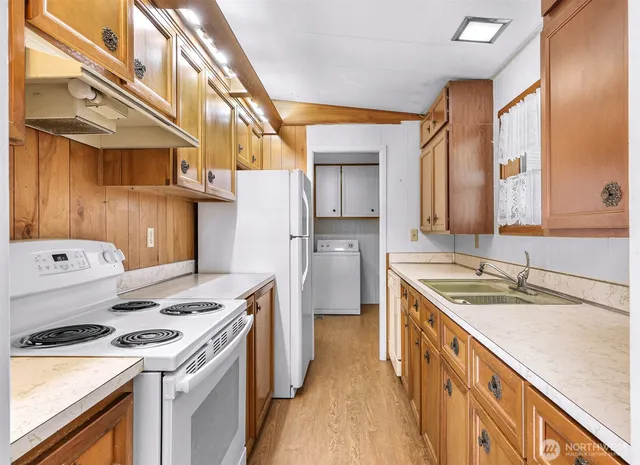 $70,000 | 9403 Pierce Lane, Unit 1, Sedro-Woolley, WA 98284