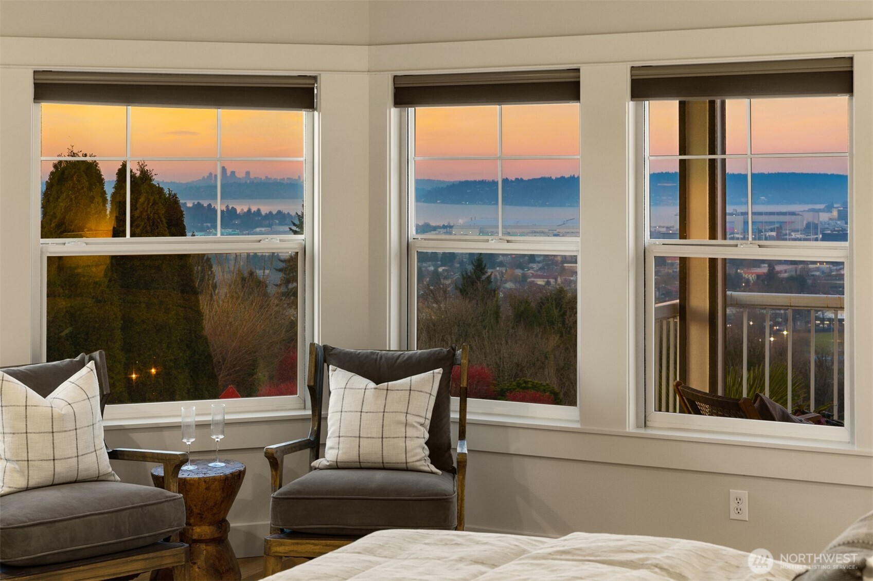1500 South 5th Place Renton, WA 98057 - Photo 31 of 40 a living room with furniture and a window