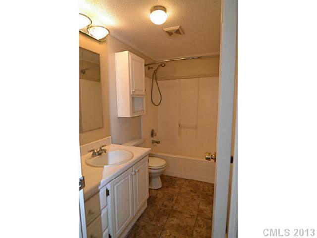 633 South Garrison Road Rock Hill, SC 29730 - Photo 4 of 16 Gallery Image 4