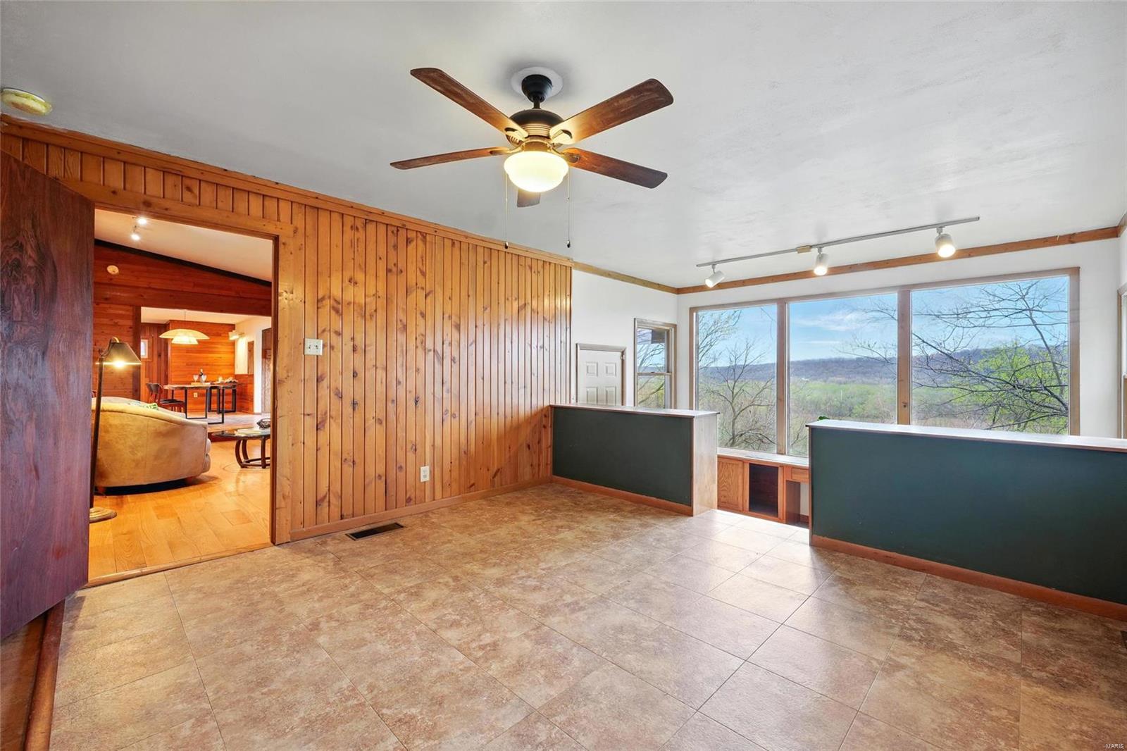 674 Meramec Drive Ballwin, MO 63021 - Photo 14 of 21