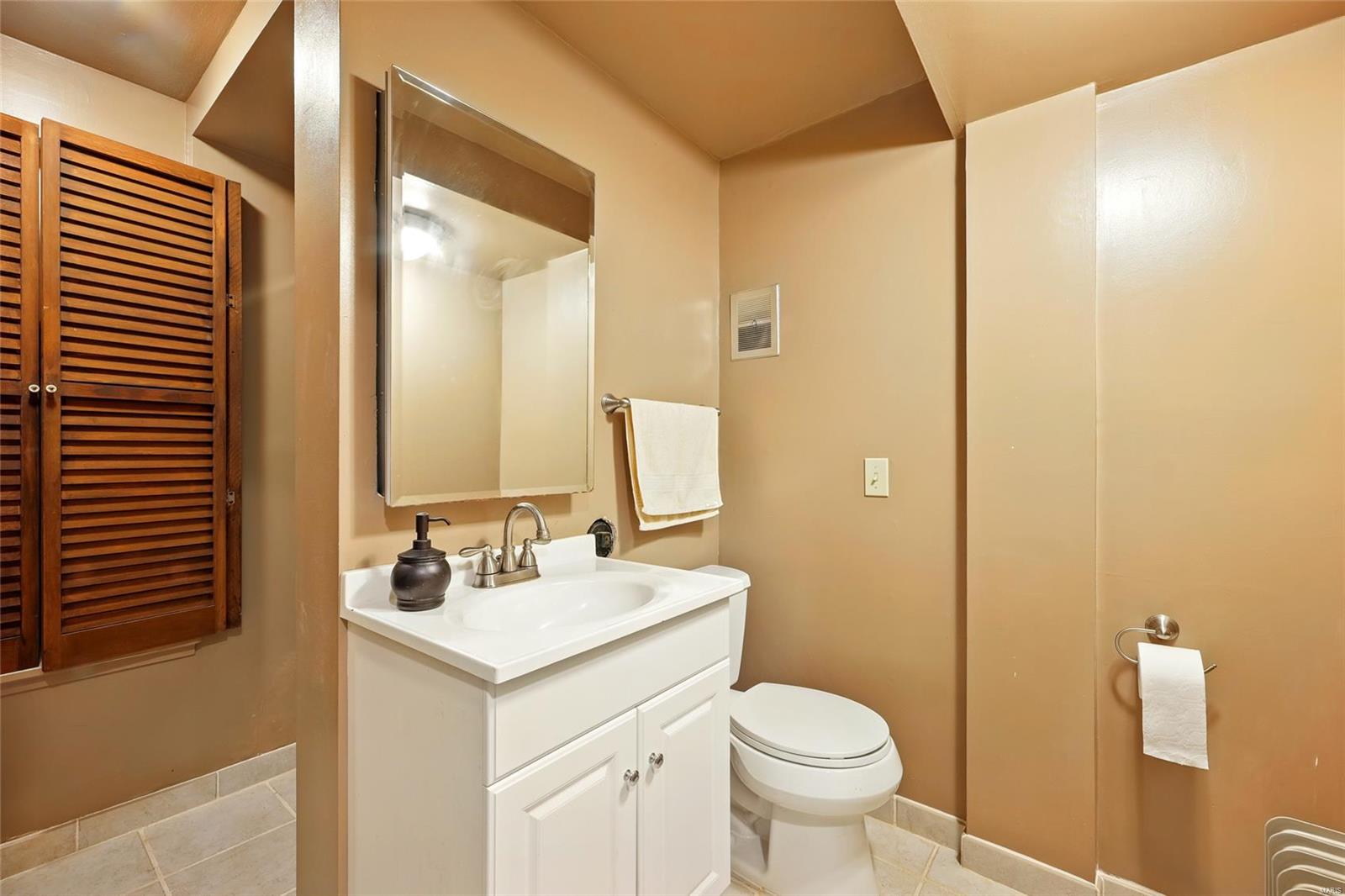 674 Meramec Drive Ballwin, MO 63021 - Photo 18 of 21