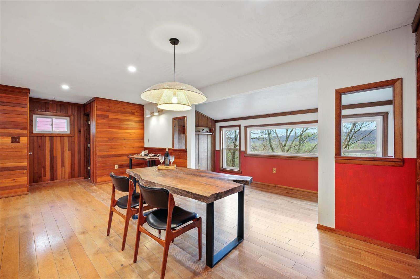 674 Meramec Drive Ballwin, MO 63021 - Photo 4 of 21