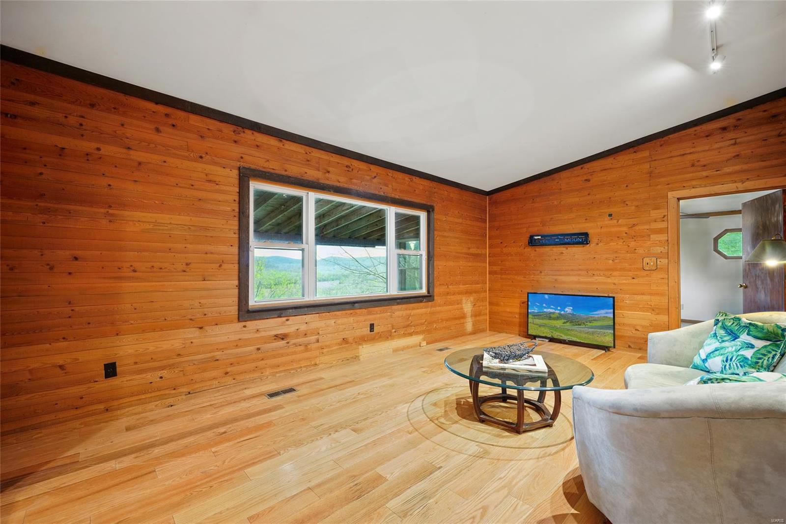 674 Meramec Drive Ballwin, MO 63021 - Photo 6 of 21