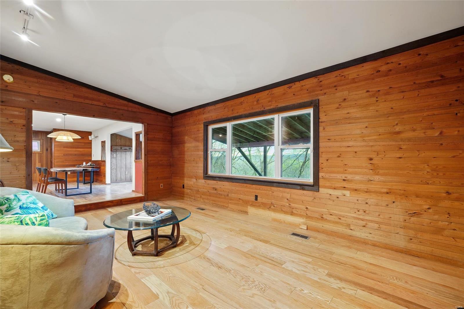 674 Meramec Drive Ballwin, MO 63021 - Photo 7 of 21