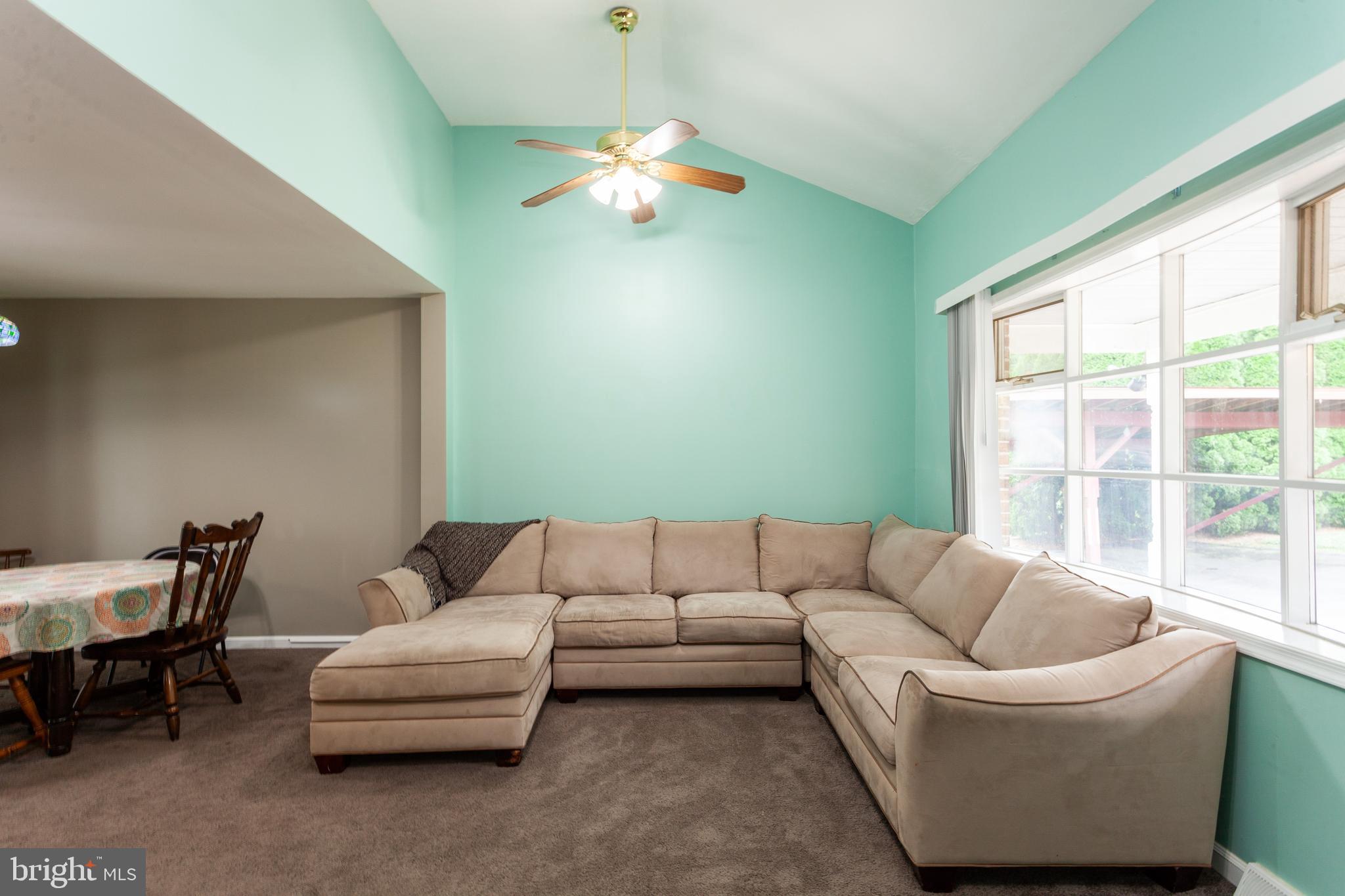 528 Conowingo Road Conowingo, MD 21918 - Photo 5 of 47 Living room with vaulted ceiling