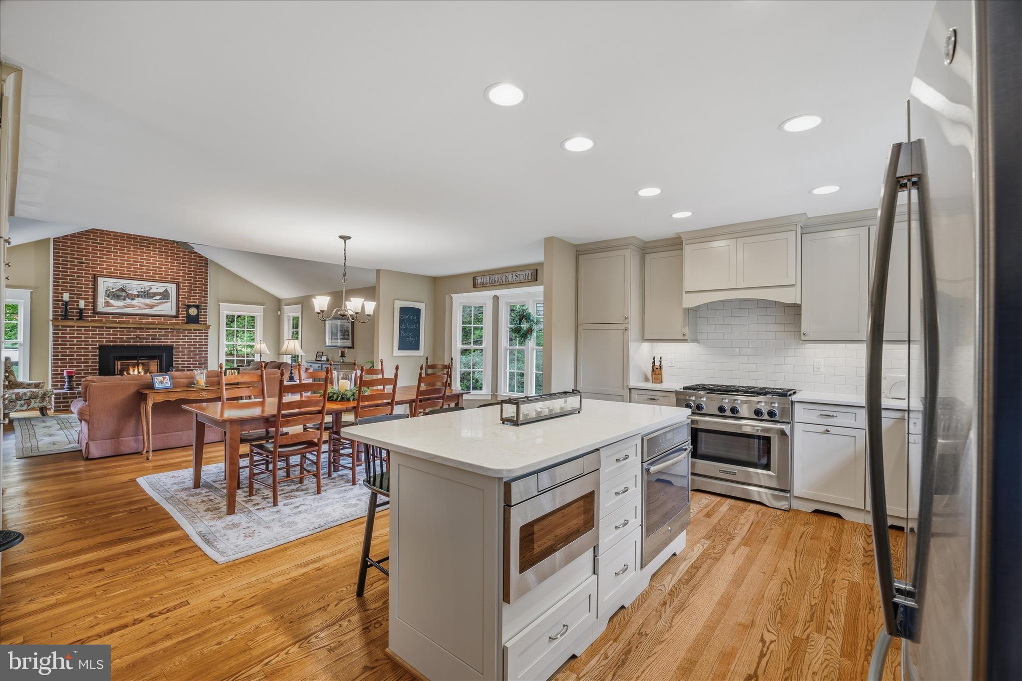 8 Rolling Farm Court Baltimore, MD 21228 - Photo 16 of 85
