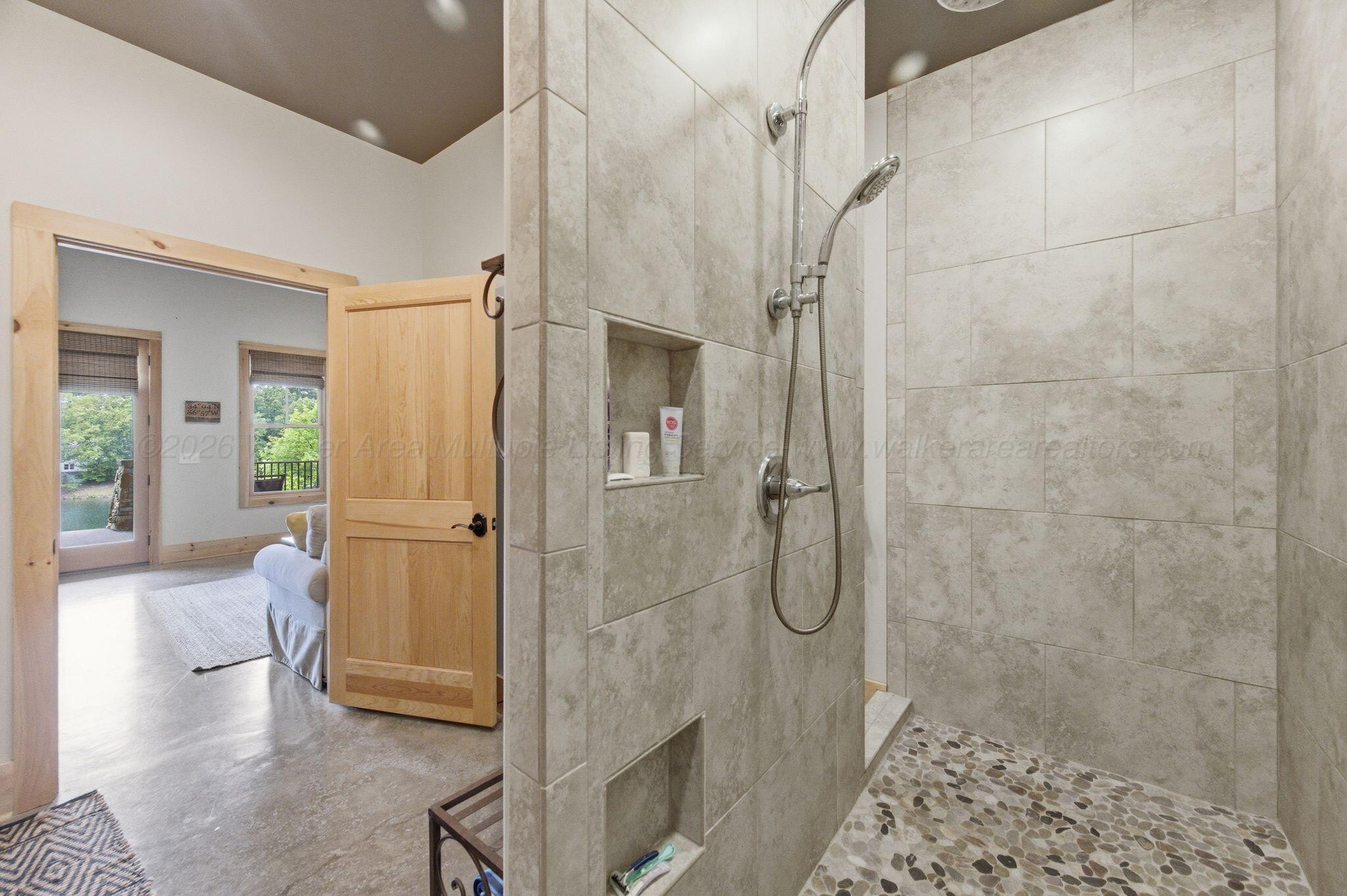 188 Rock Shore Road Arley, AL 35541 - Photo 28 of 41 Guest Bathroom