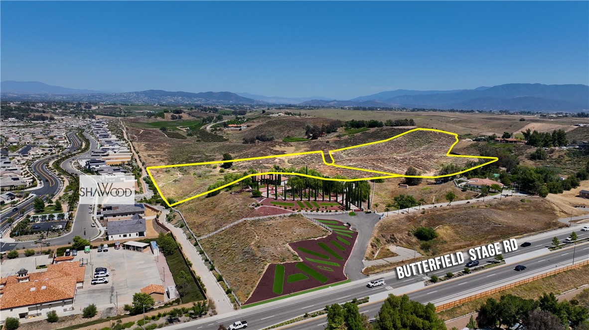2 Vista Del Monte Road Temecula, CA 92591 - Photo 3 of 7 an aerial view of a tennis ground and a city view