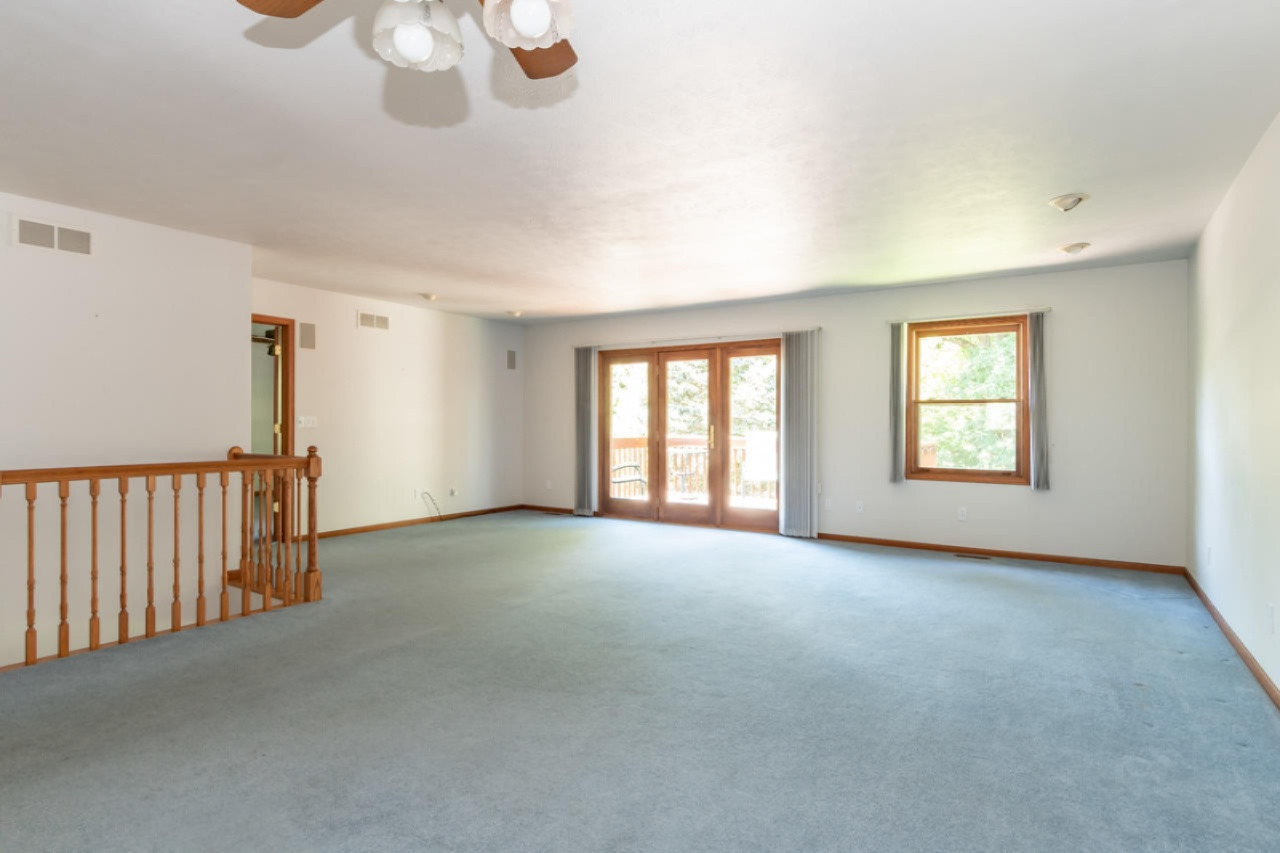 5920 Wood Valley Road Kalamazoo, MI 49009 - Photo 6 of 22 5920 Wood Valley-4