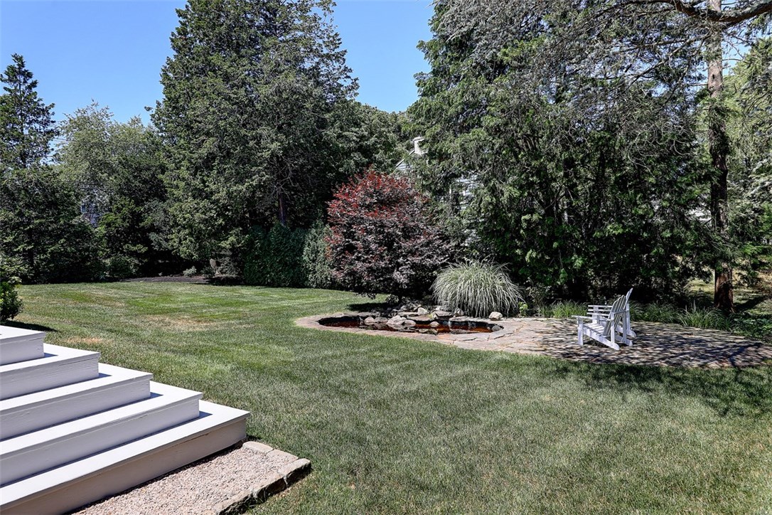 136 Rumstick Road Barrington, RI 02806 - Photo 5 of 39
