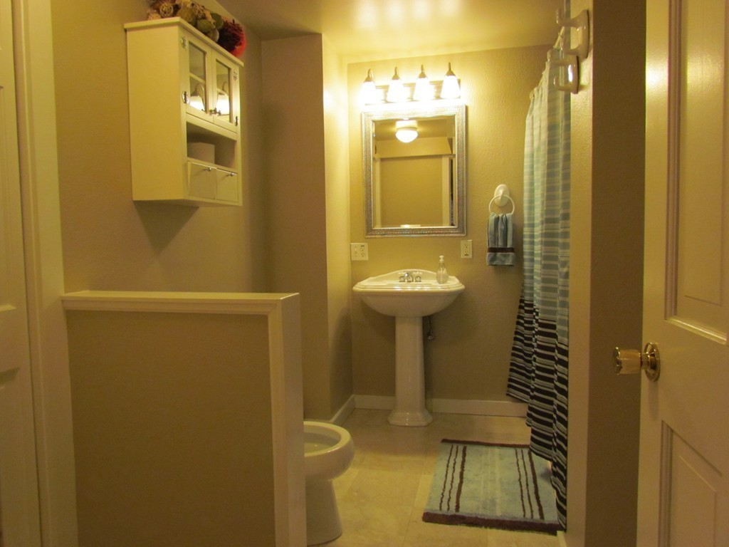74 Thornton Road Needham, MA 02492 - Photo 23 of 28