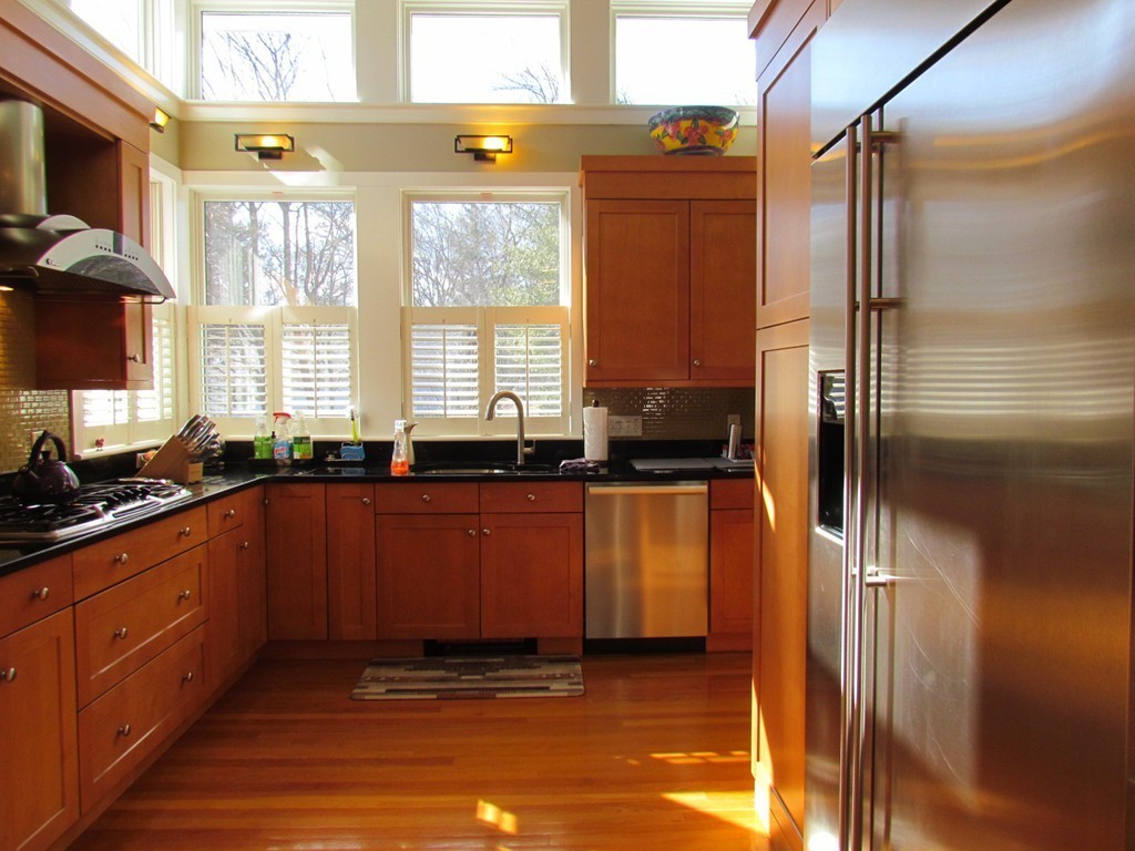 74 Thornton Road Needham, MA 02492 - Photo 9 of 28