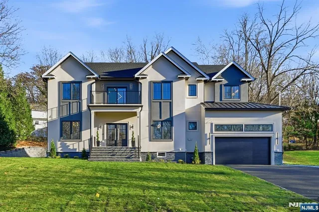 $2,399,000 | 11 Rale Terrace, Livingston, NJ 07039