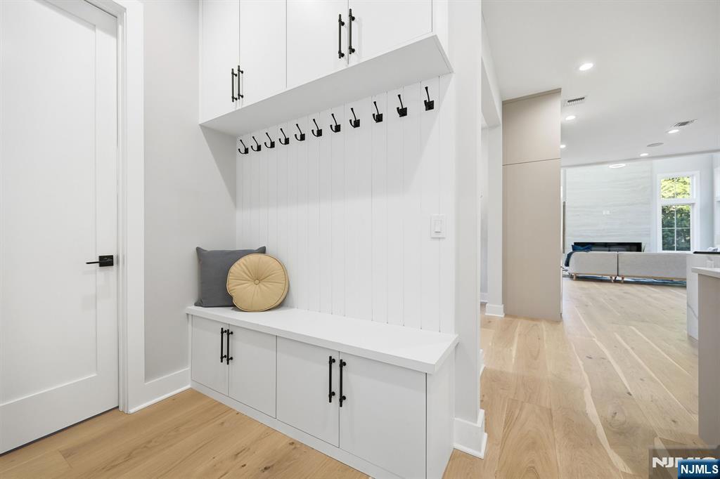 11 Rale Terrace Livingston, NJ 07039 - Photo 19 of 50