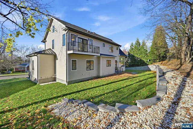 $2,399,000 | 11 Rale Terrace, Livingston, NJ 07039